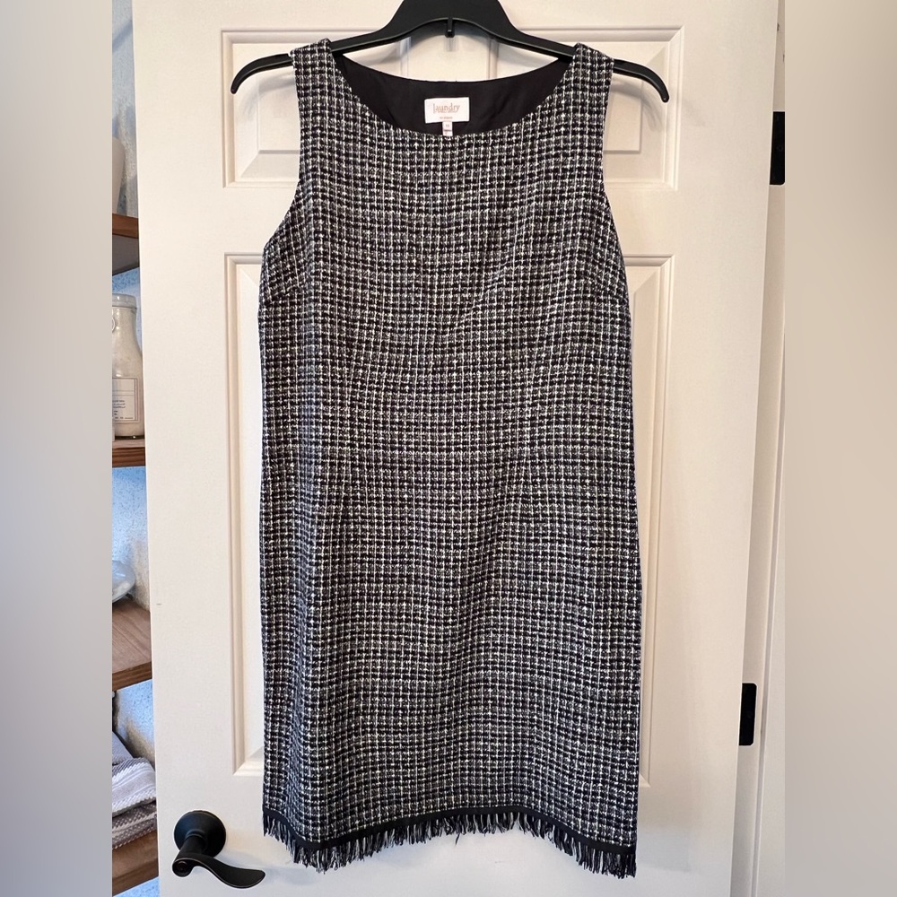 Laundry by Shelli Segal Tweed Knee Length Shift Dress - Women’s, Size 12.